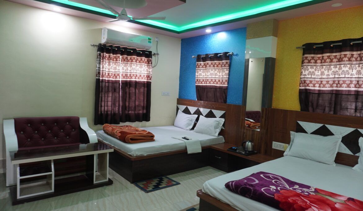 Deluxe Room AC