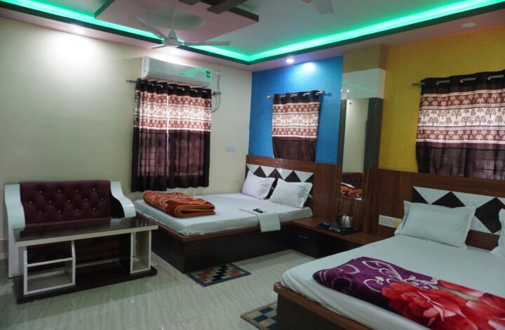 Deluxe Room AC